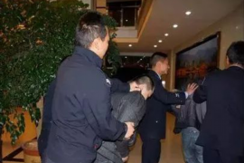 泽库讨债公司如何把握上门催款的时机